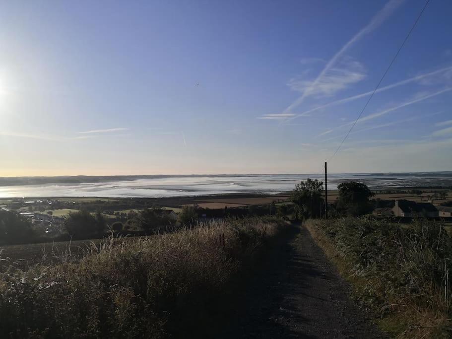 Converted Cattle Barn Overlooking Strangford Lough Newtownards Exterior photo
